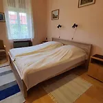 - Balaton 18521 Appartement Balatonföldvár