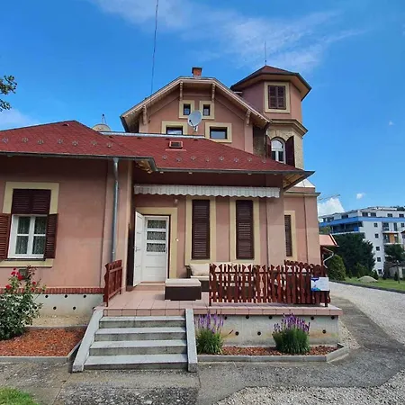 - Balaton 18521 Apartman