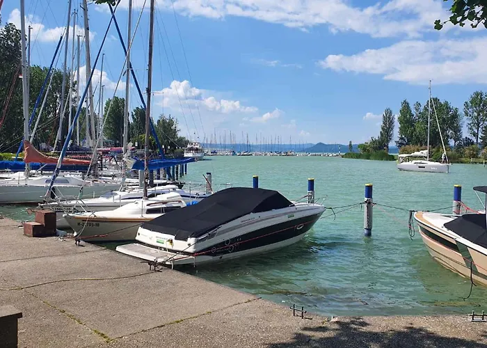 - Balaton 18521 Apartman Balatonföldvár