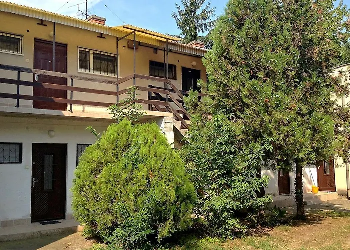 - Balaton 18521 Apartman Balatonföldvár